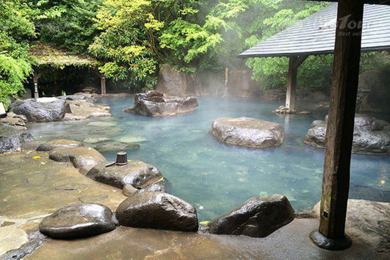 Yoko Onsen Quang Hanh